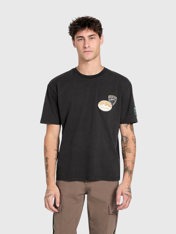 Beige T-shirt with appliqu&eacute;s - 1