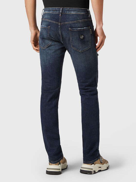 Сини дънки с накъсвания - 2