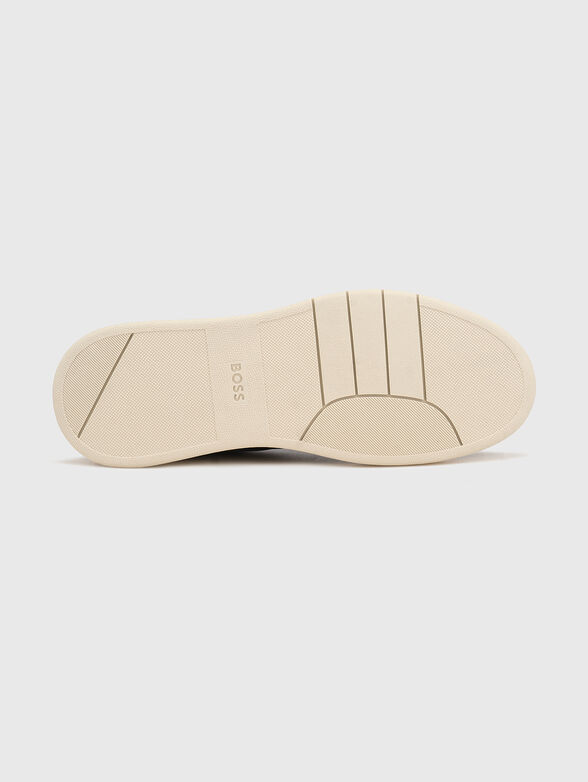 Sports shoes with logo detail - 5