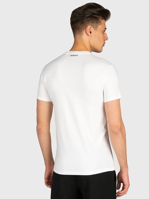 Black t-shirt with an attactive print - 3