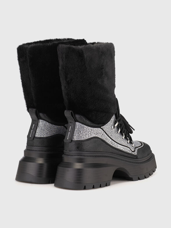 Boots with rhinestones and soft texture - 3