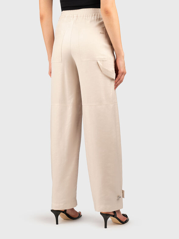 Trousers with adjustable hem - 2