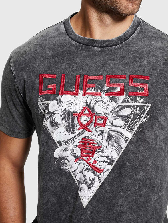 T-shirt with oval neckline and print - 4