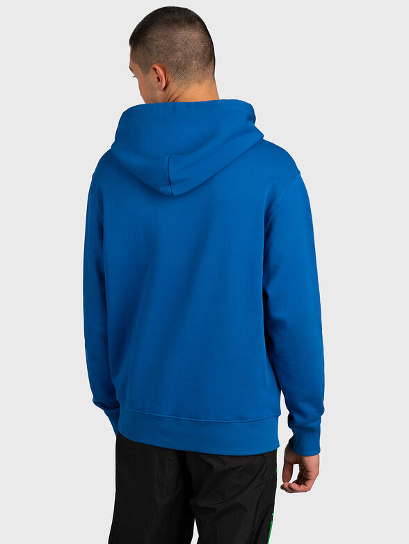 Sports sweatshirt with hoodie - 3
