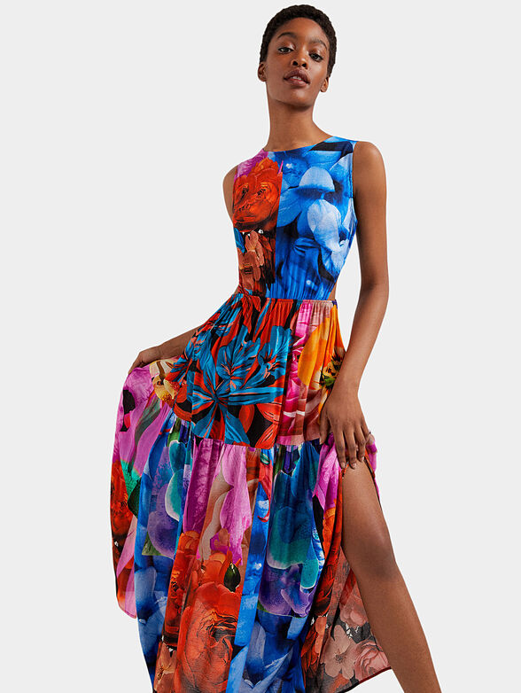Long dress with floral print - 3