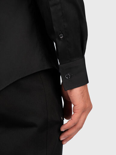 Black shirt - 5