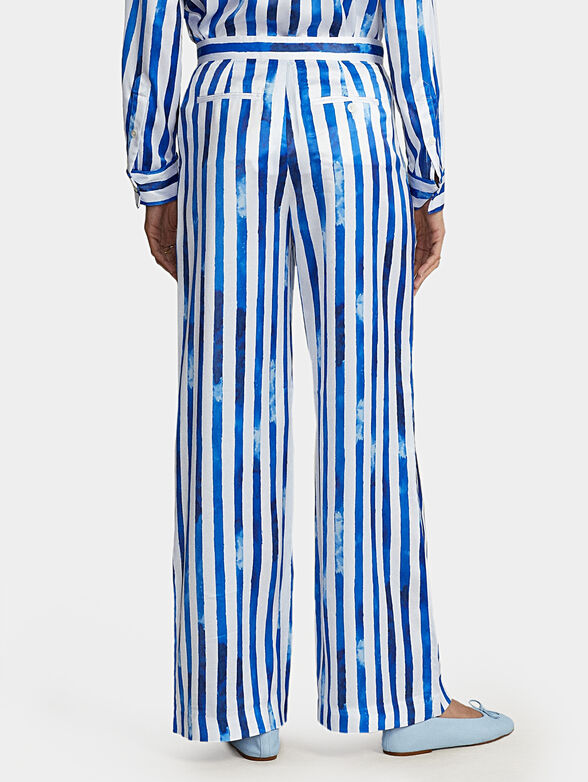 Trousers with art stripes print - 2