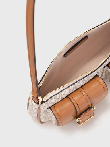 Small bag with accent pockets - 5