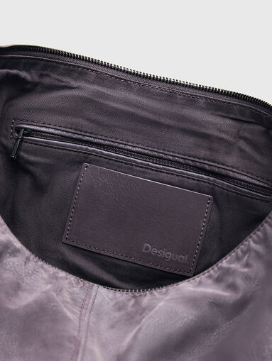 Large bag with front pockets - 5