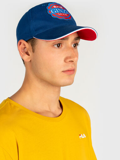 Baseball cap with logo - 4