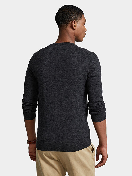 Вълнен пуловер - 2