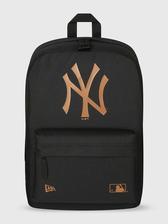 Black backpack with contrasting logo - 1