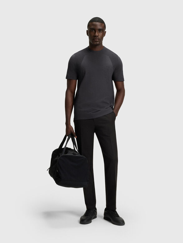 Gray T-shirt with oval neckline - 2