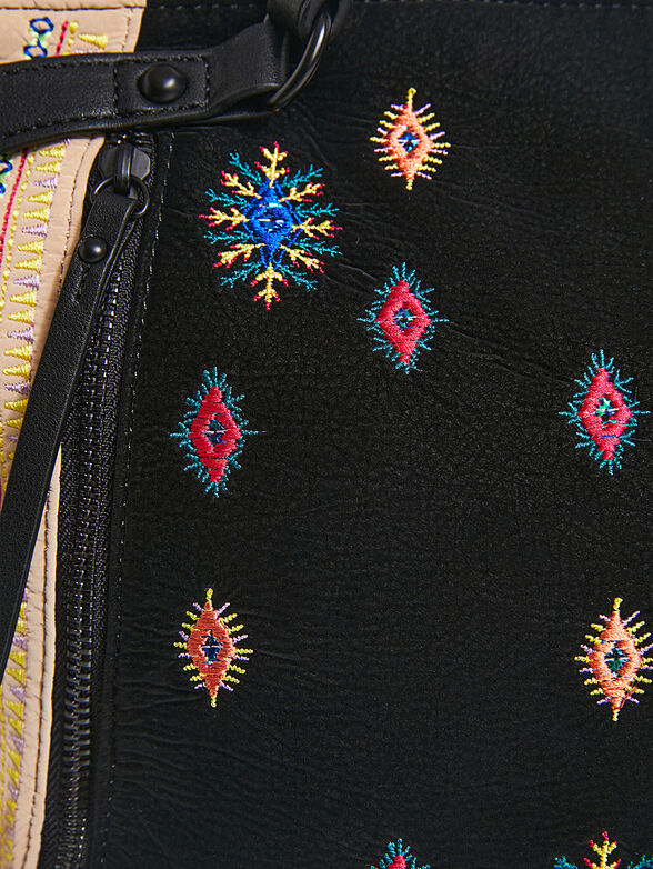 LIBIA bag with accent embroidery - 4