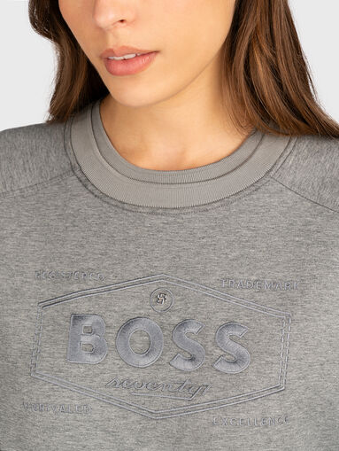 Sweatshirt with accent logo - 4