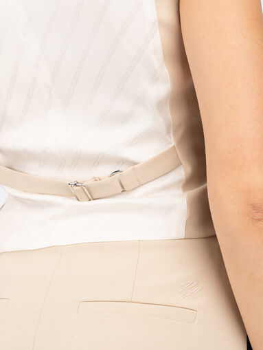 Vest with logo embroidery in beige - 5