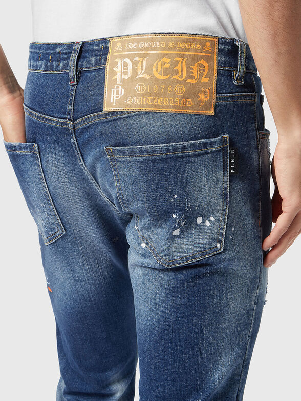 Blue jeans with washed effect and accent rips - 3