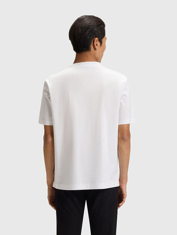 White T-shirt with oval neckline - 3