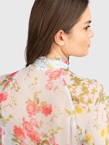 Long-sleeved blouse with floral print - 4