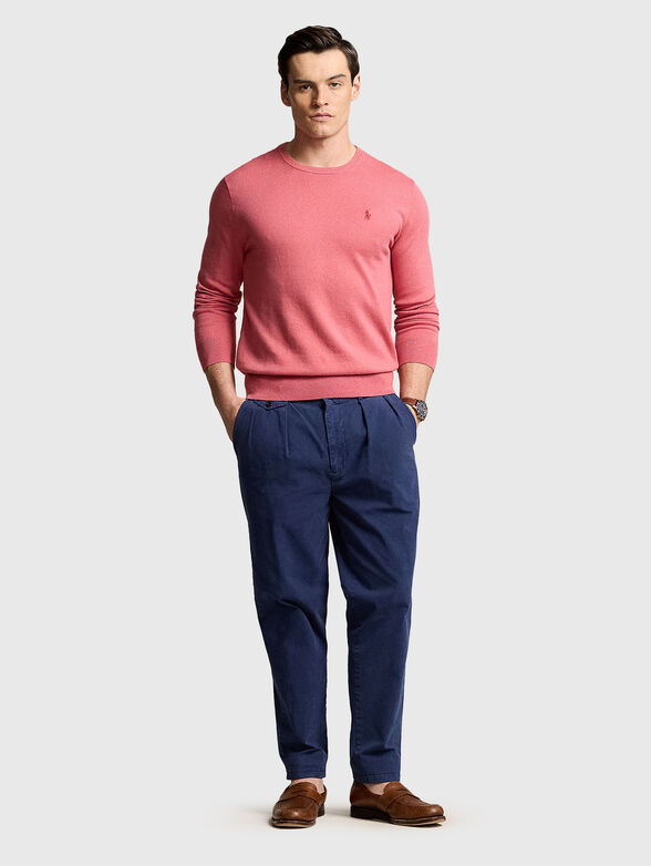 Red sweater with logo embroidery - 2