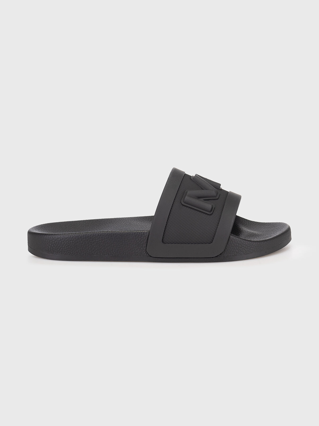 JAKE black beach slippers brand MICHAEL KORS Globalbrandsstore en