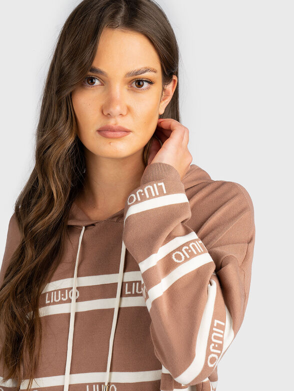 Hooded sweater  - 4