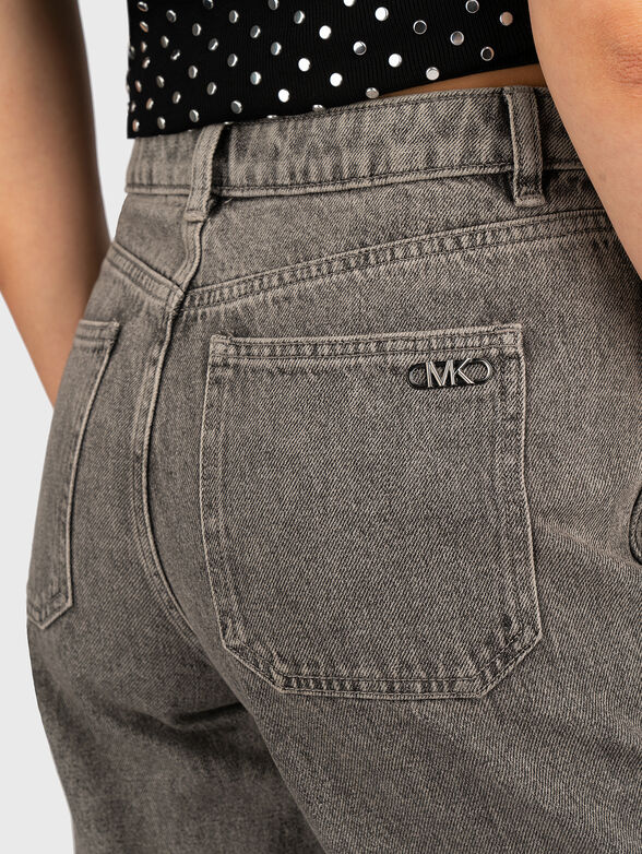 Cargo jeans with wide legs - 4