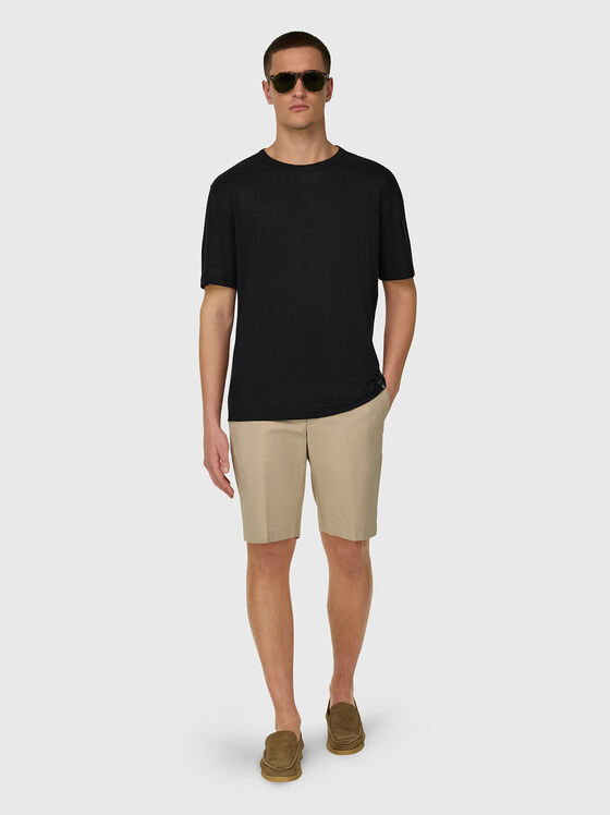 Black t-shirt - 1