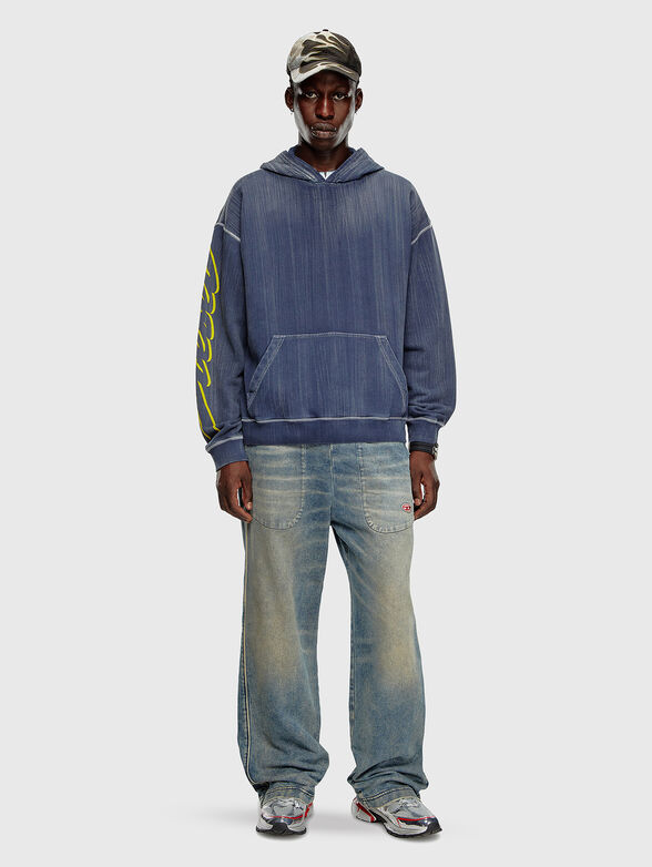 S-BOXT-HOOD-Q2 sweatshirt with accent logo  - 2