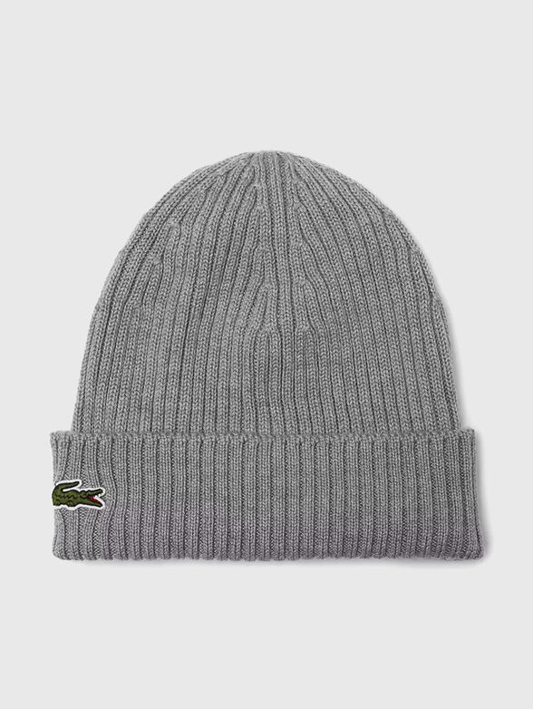 Unisex wool beanie in red color - 1