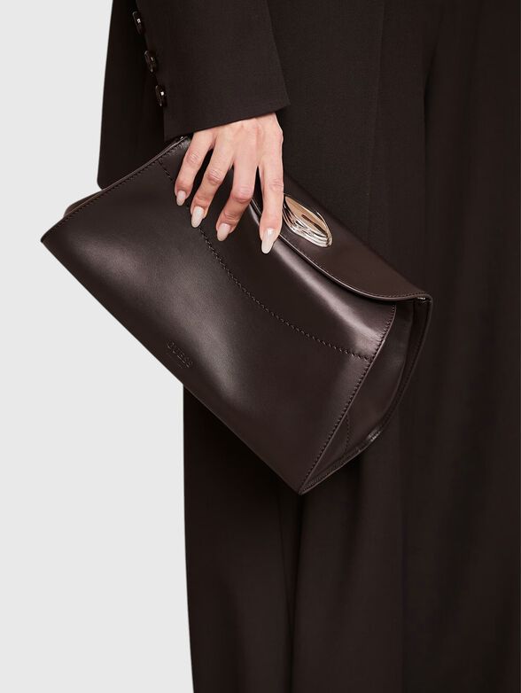 LEONIE Leather bag in black - 2