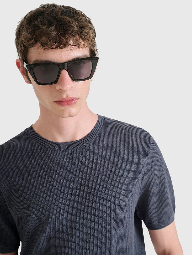 Short sleeve sweater in black - 3