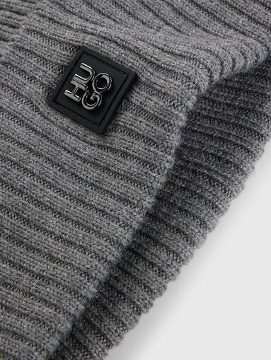 Knitted wool hat - 5