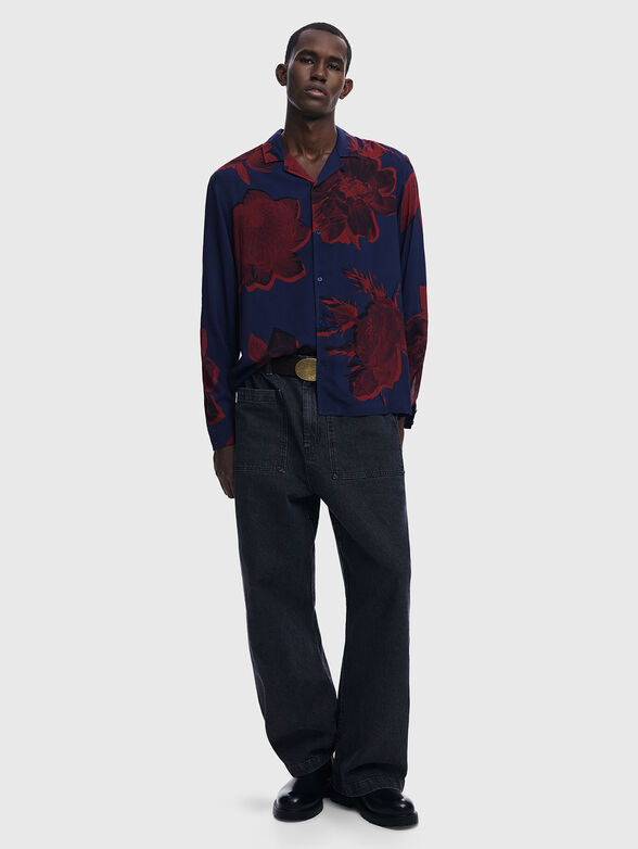 Navy blue shirt with floral print - 2