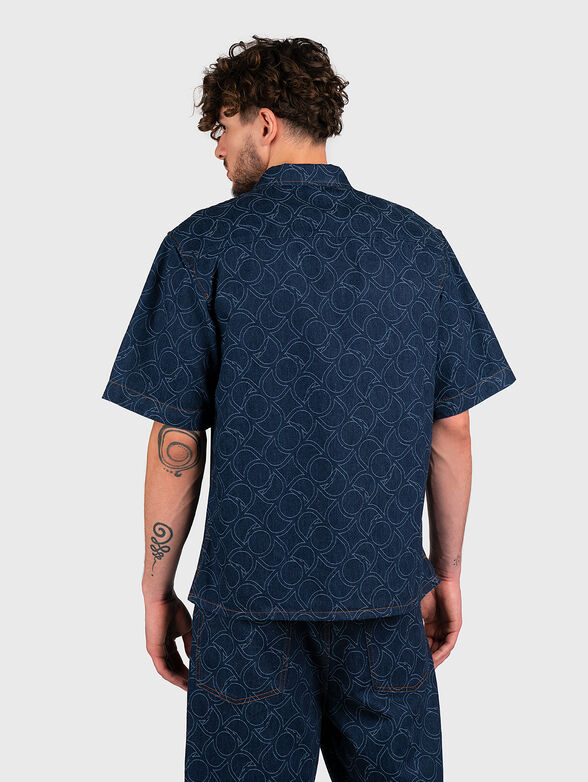 Blue denim shirt with monogram print - 3