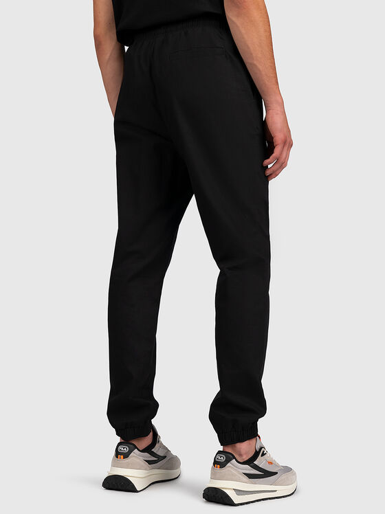 Черен спортен панталон ZANDER - 2