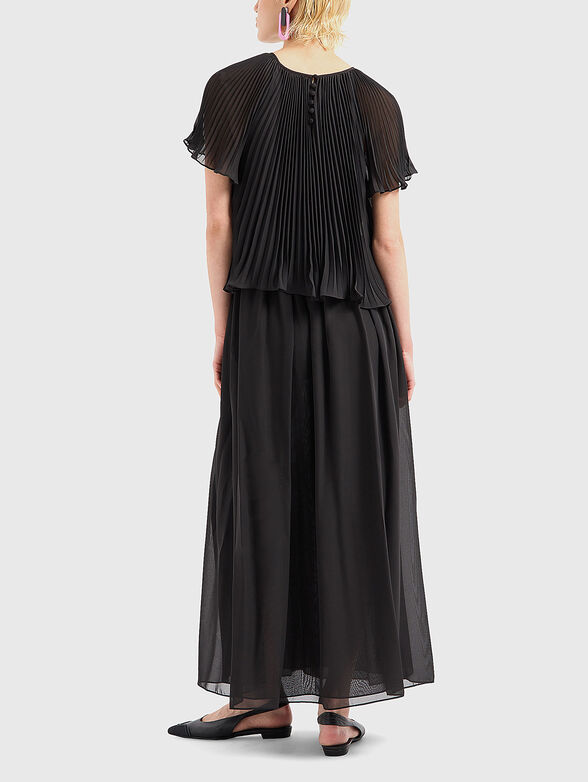 Short sleeved blouse with oval neckline - 3