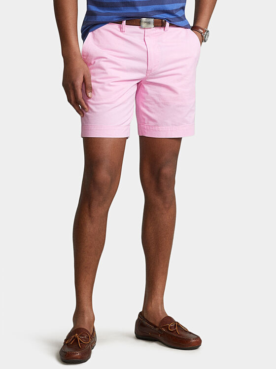 Къси панталони в розов цвят - 1