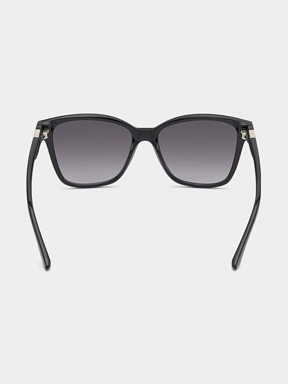 Sunglasses with logo - 4