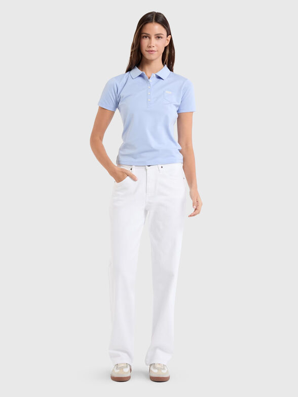 Polo shirt with short sleeves and buttons - 2