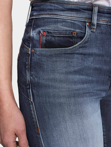 High-waisted jeans - 3