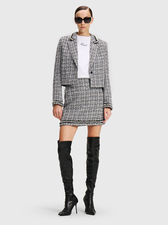 Boucle jacket with pearls - 2