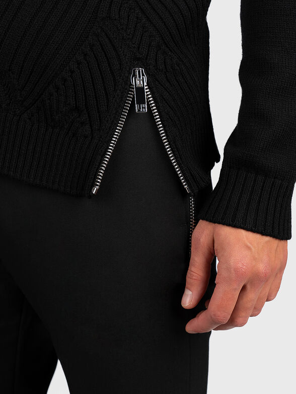 Wool sweater with accent zipper - 3