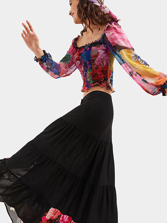 Long skirt with floral motifs - 4