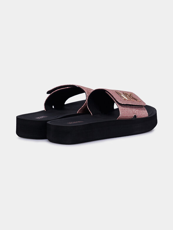 Black platform slide with sparkling details - 3