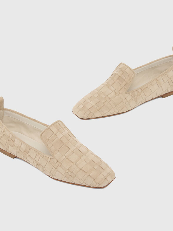 Beige moccasins - 4