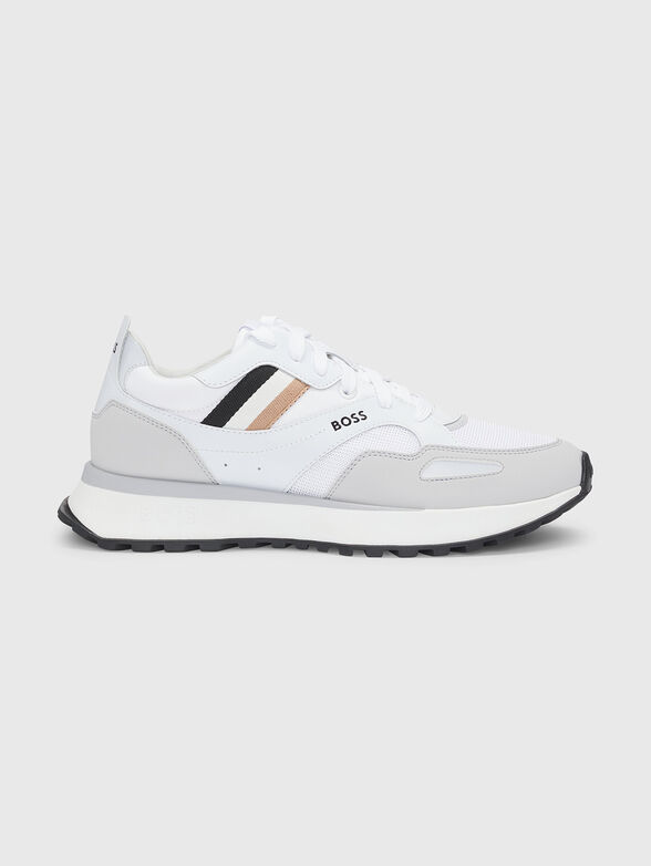 Sport shoes with logo - 1