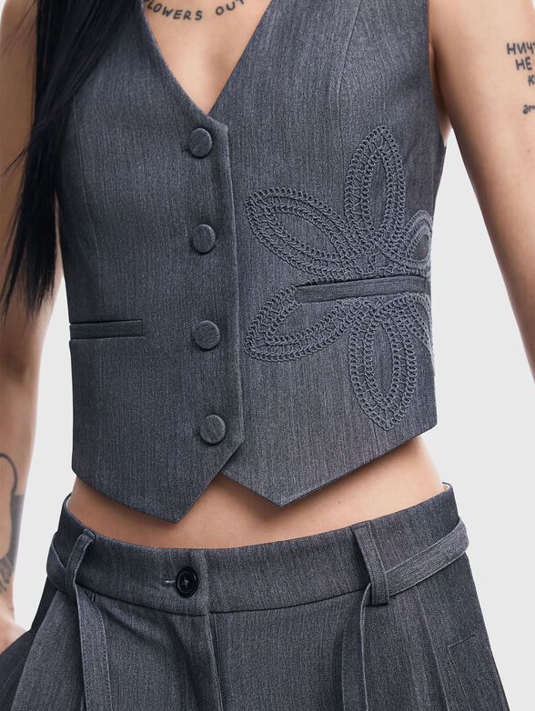 Grey vest with embroidery - 5