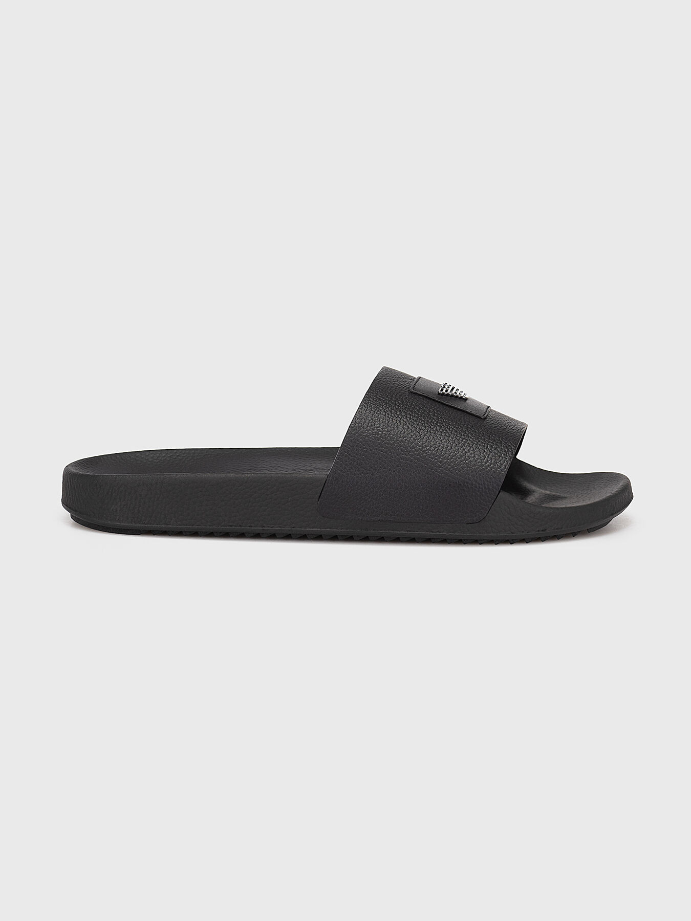 VIP【関税送料無料】希少 EMPORIO ARMANI SLIDERS SchaferandweinerShops Japan - Gold Slides with logo EA7
