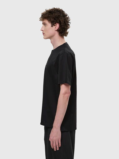 Cotton T-shirt with oval neckline - 5